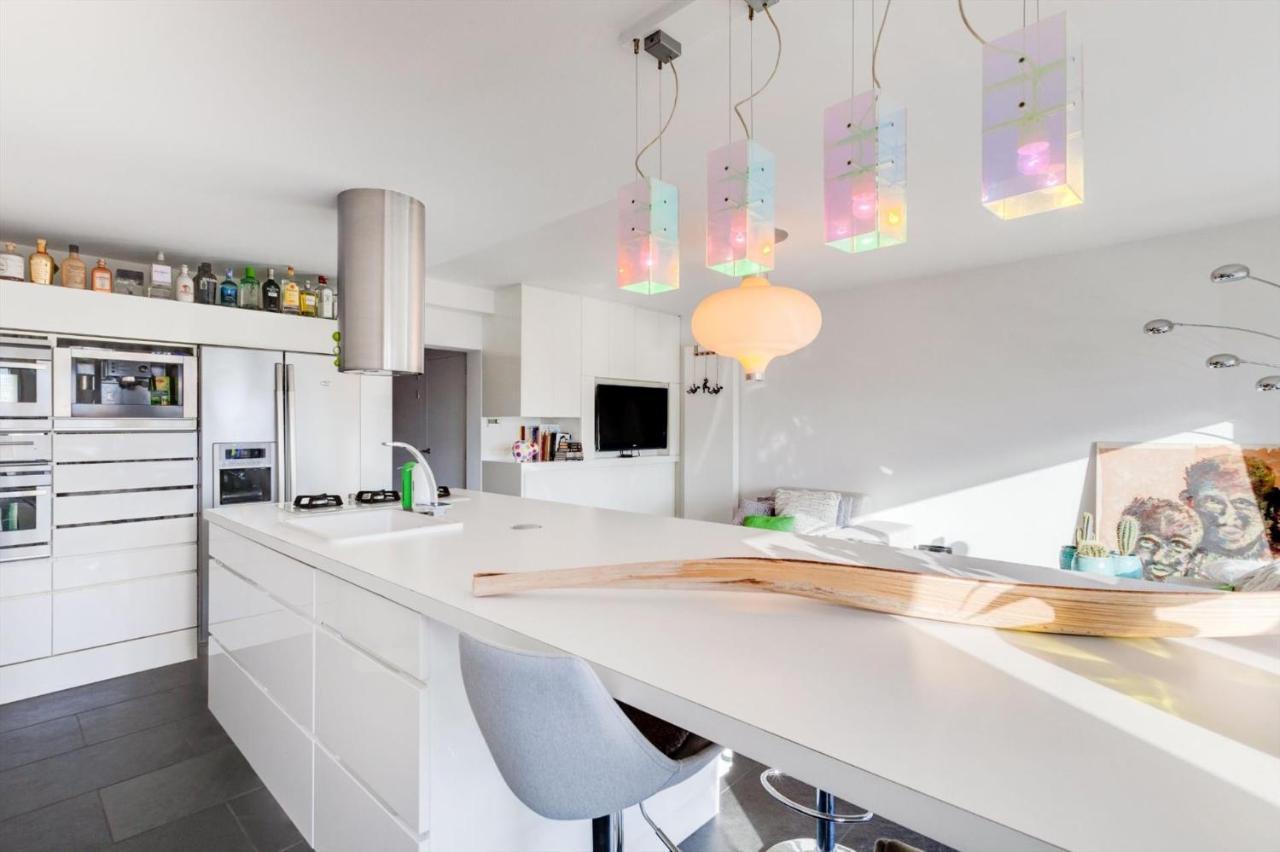 Luxueus Appartement 100 Stappen Van Zee En Strand Ostend Exterior photo